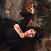 Random Elvira